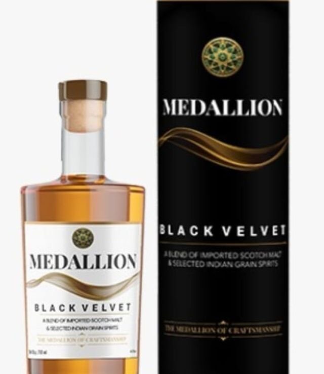 medallion black velvet whisky